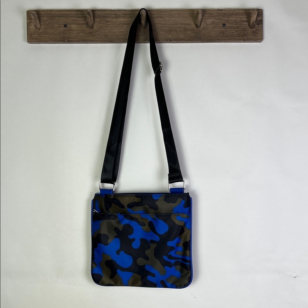Ahdorned Blue Camo Camp Adjustable Crossbody Bag - Picture 2 of 12